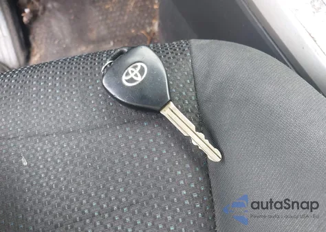 2010 Toyota Corolla S из США, поврежденный, VIN 1NXBU4EE2AZ375452